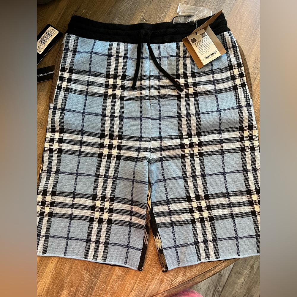 NWT Burberry shorts boys size 12Y